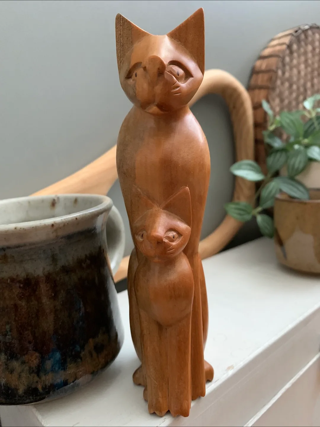 Vintage Wooden Cat and Kitten Figurine image indicator(2)
