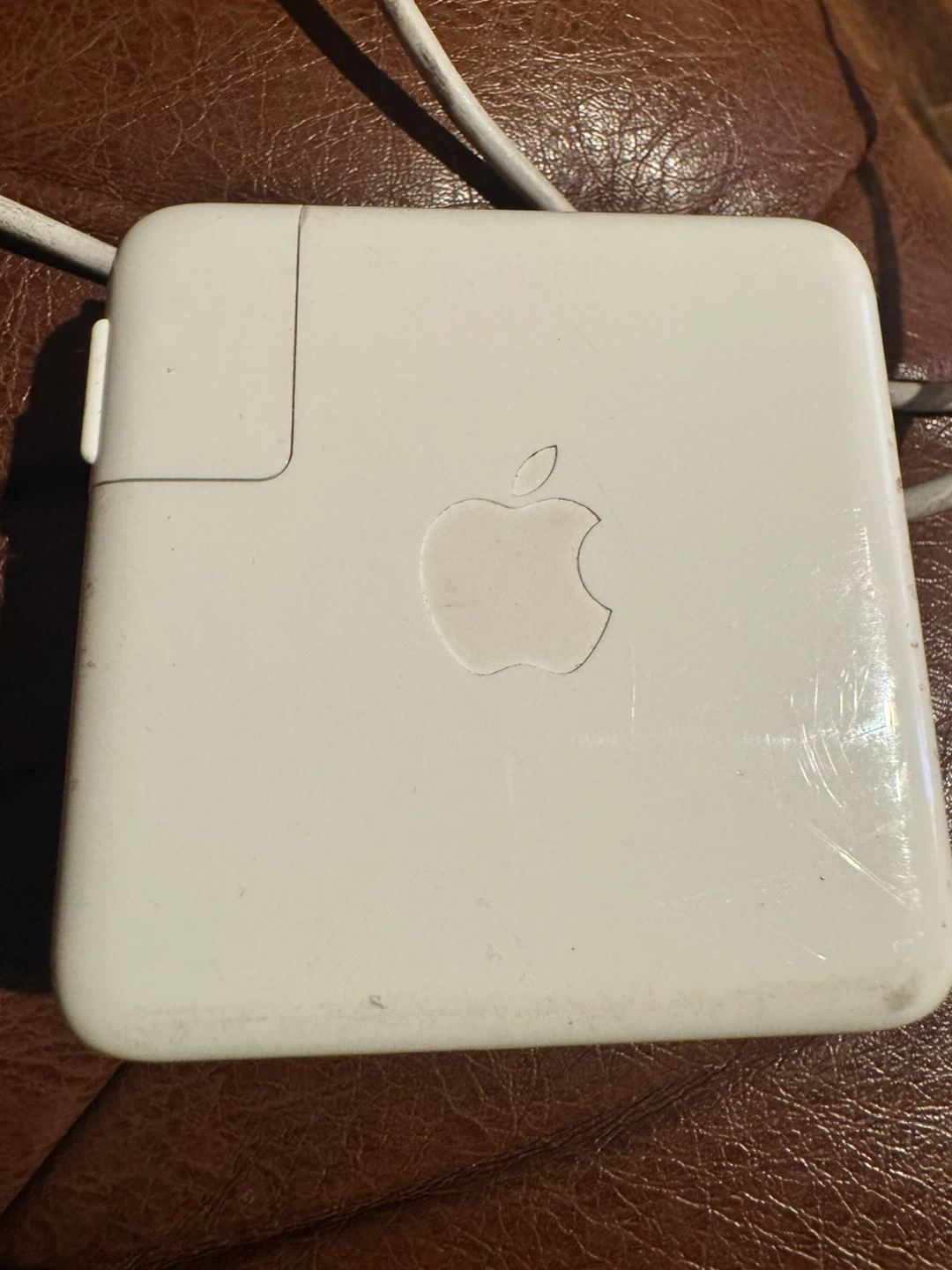 Apple 61W USB-C Power Adapter - Model A1718