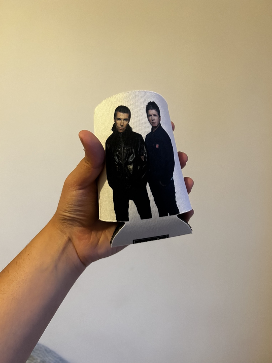 Oasis Live '25 Can Cooler - photo 2