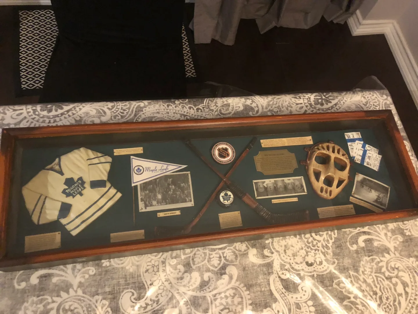 Framed Baseball & Hockey,football Memorabilia image indicator(6)