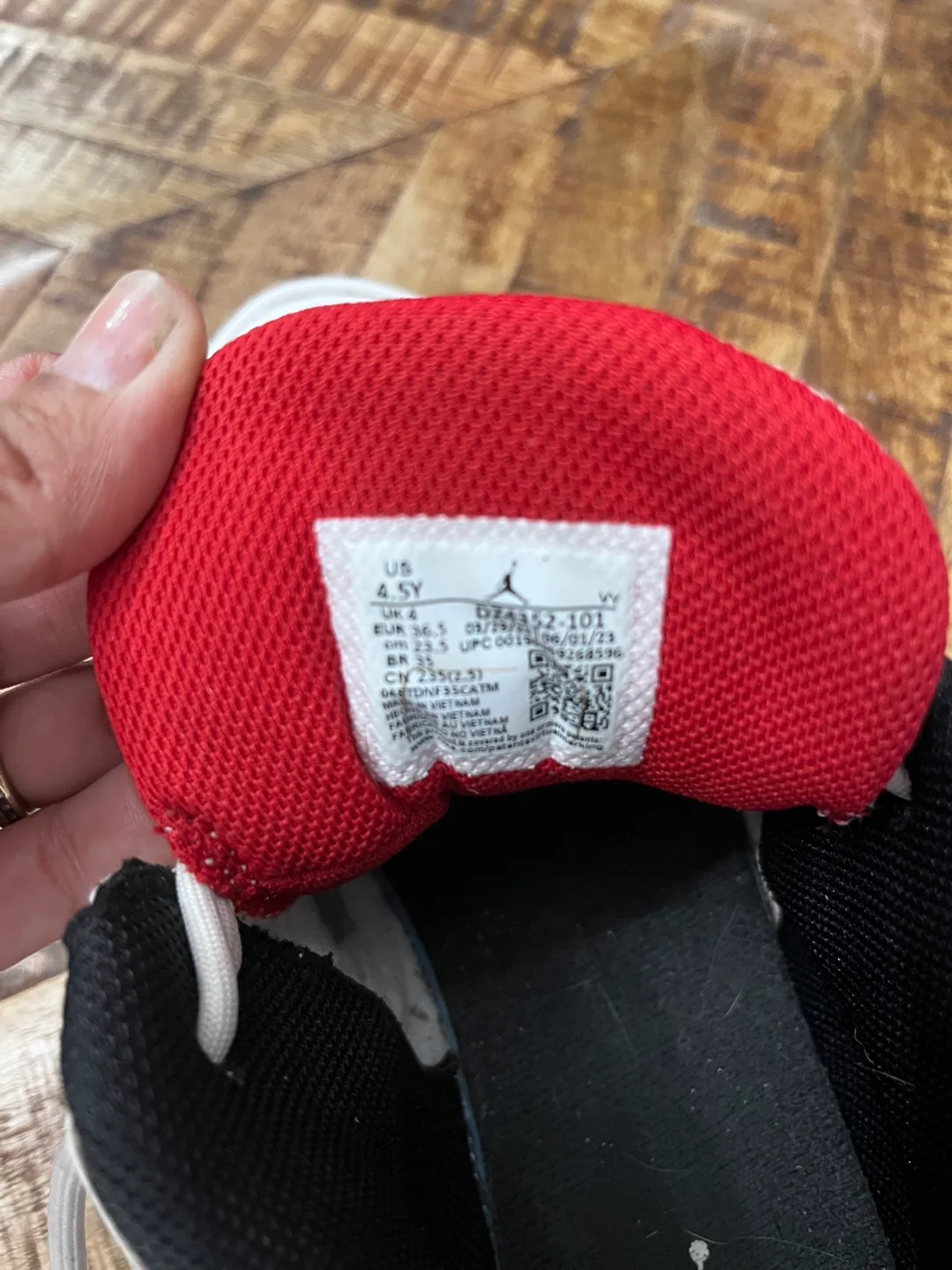 Jordan youth 4.5 image indicator(7)