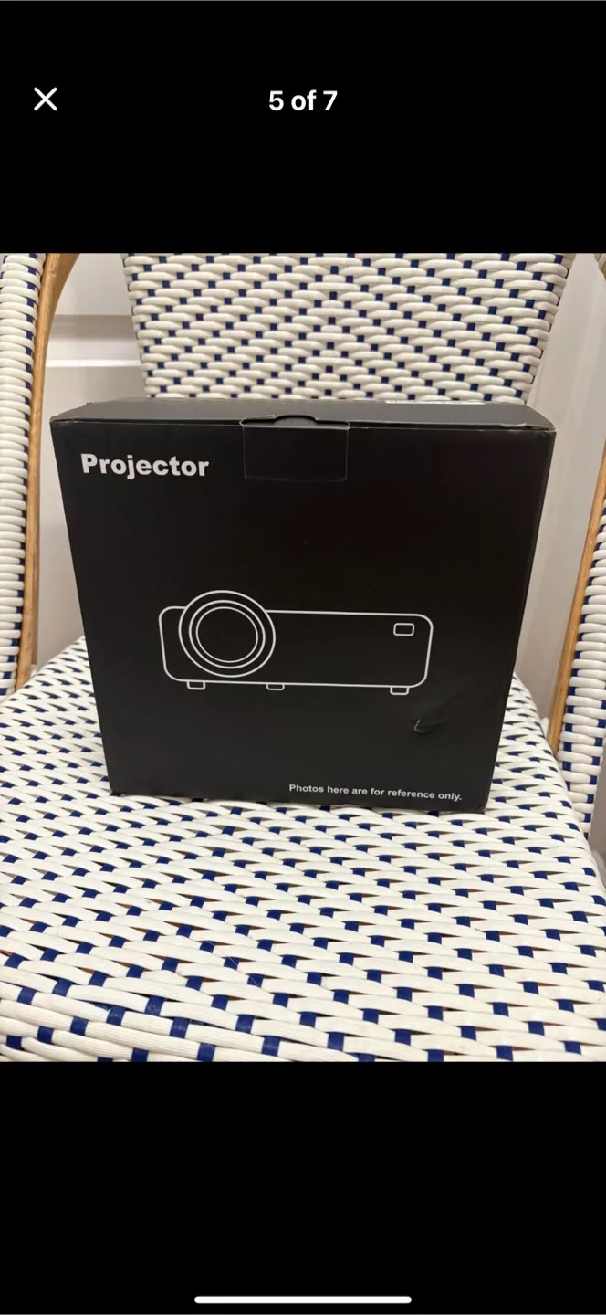 Portable Mini Projector with Remote - White image indicator(5)