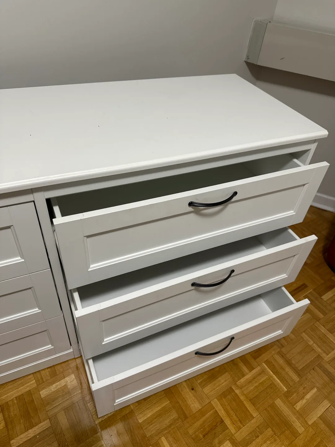 IKEA Hemnes White 6-Drawer Dresser 🥕 image indicator(3)