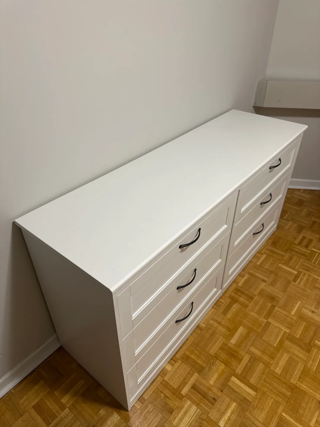 IKEA Hemnes White 6-Drawer Dresser 🥕 image indicator(2)