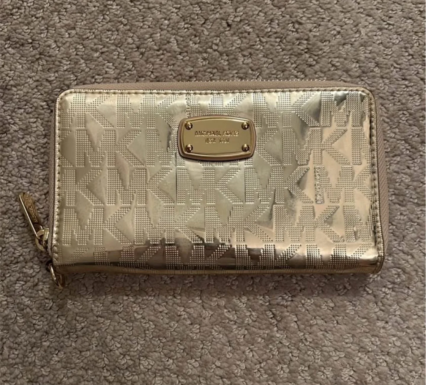 Michael Kors Gold Wallet thumbnail