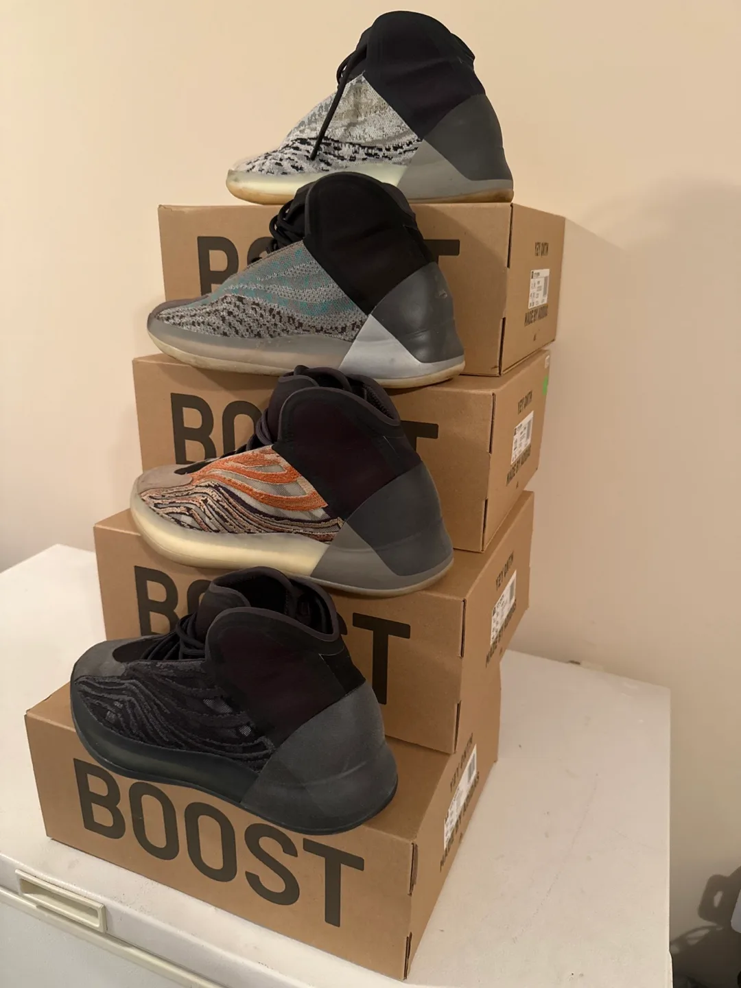 Adidas YZY QNTM Basketball Shoes - US 11 image indicator(2)