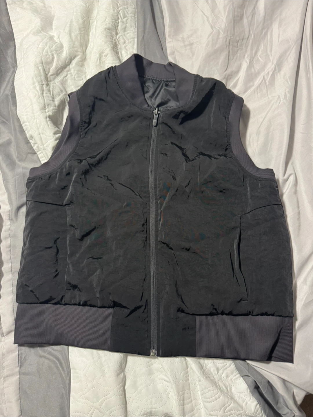 Lululemon Vest, Size 12 - photo 3