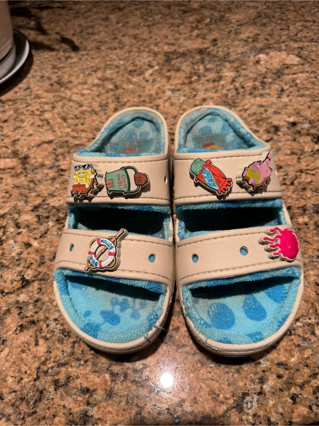 Crocs SpongeBob Sandals - Size 6 thumbnail