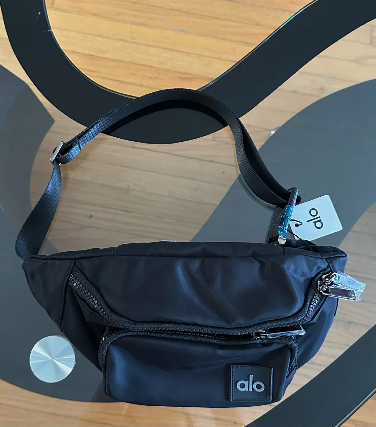 New Alo Yoga Explorer Fanny Pack - Black thumbnail