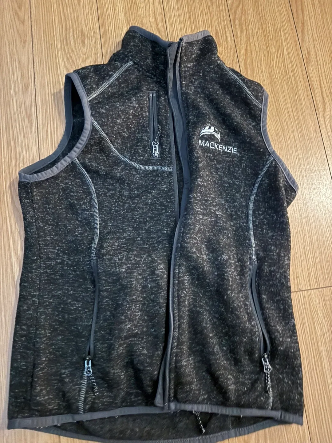 Mackenzie Fleece Vest - Size Unknown thumbnail