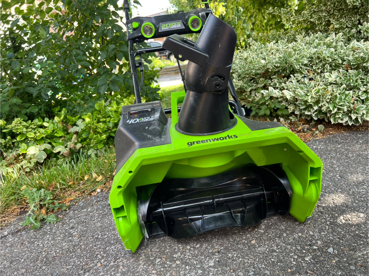 Greenworks 20-Inch 40V Cordless Snow Thrower - photo 4
