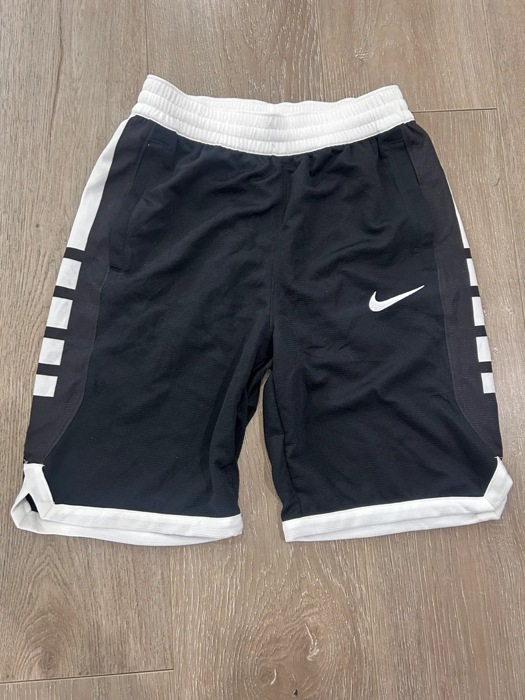Nike Black & White basketball Shorts thumbnail