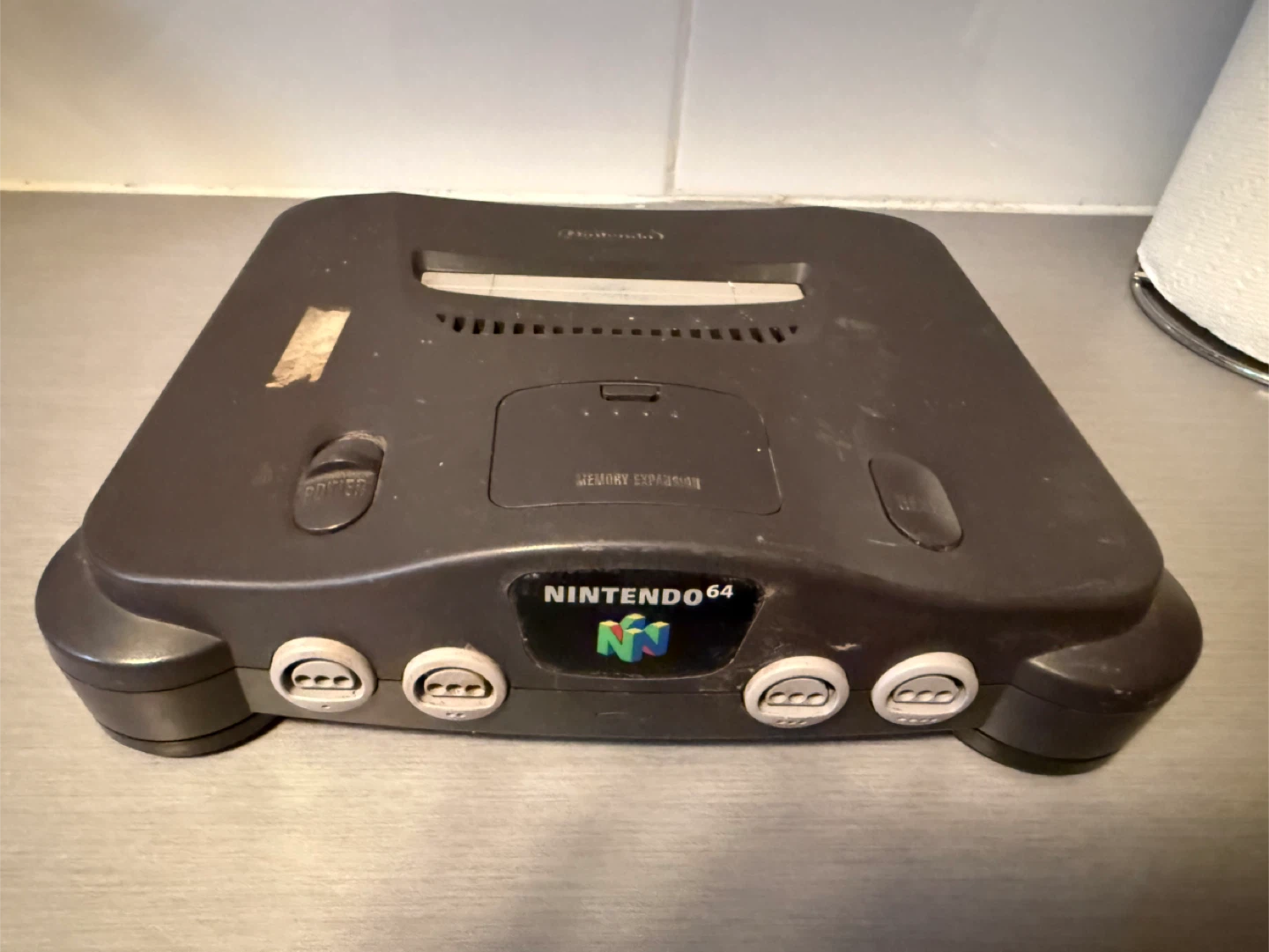 Nintendo 64 Console + 8 Games