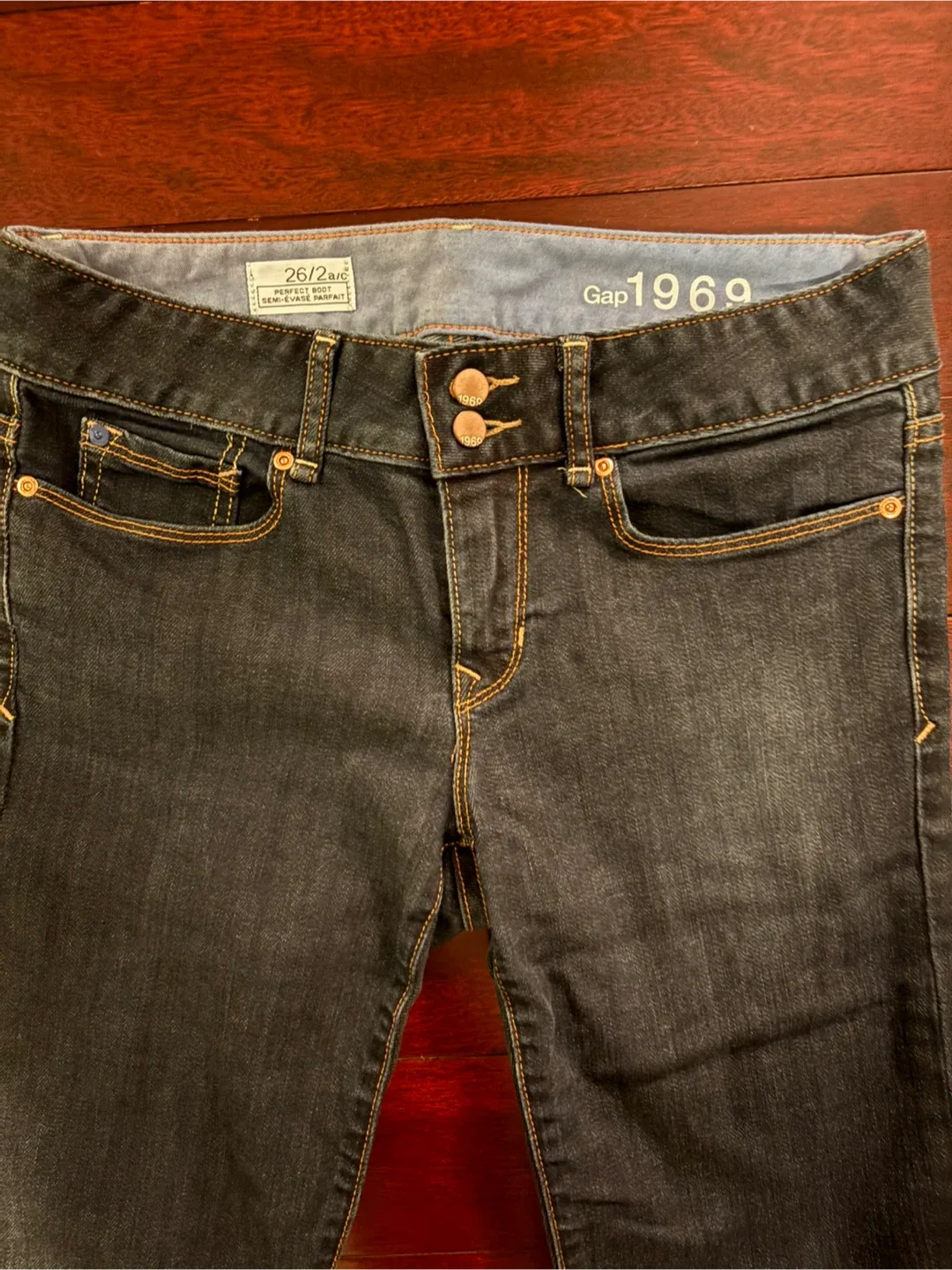 Gap 1969 Denim Jeans - Size 26 image indicator(2)