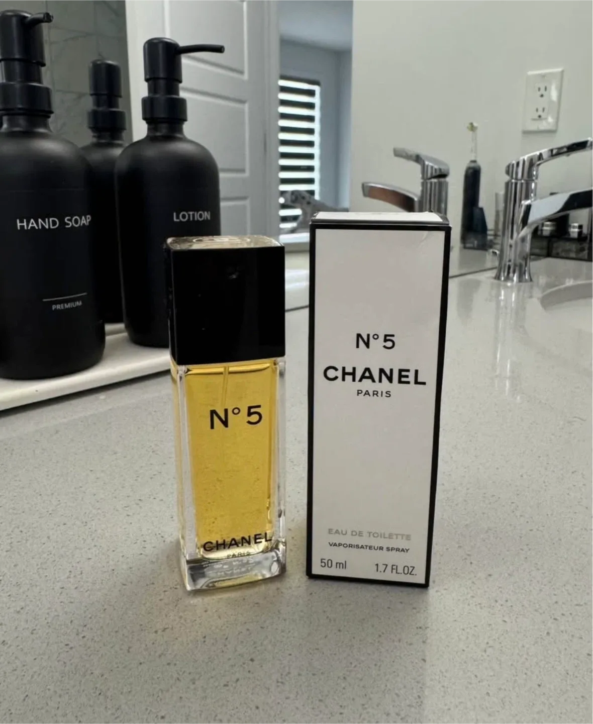 Chanel N°5 Eau de Toilette 50ml thumbnail