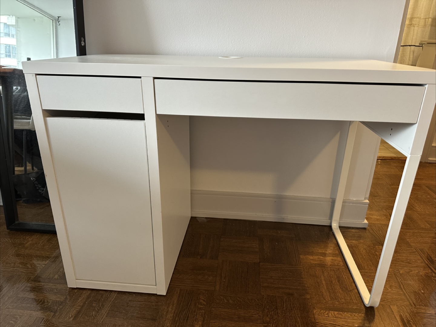 IKEA desk - White - photo 2
