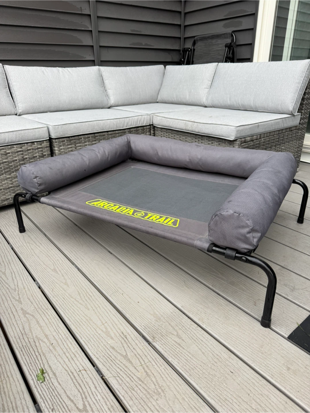 Arcadia Trail Elevated Dog Bed