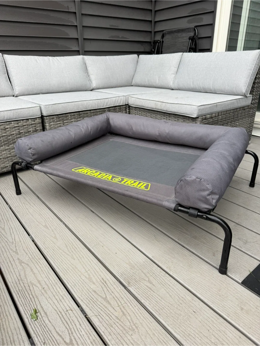 Arcadia Trail Elevated Dog Bed