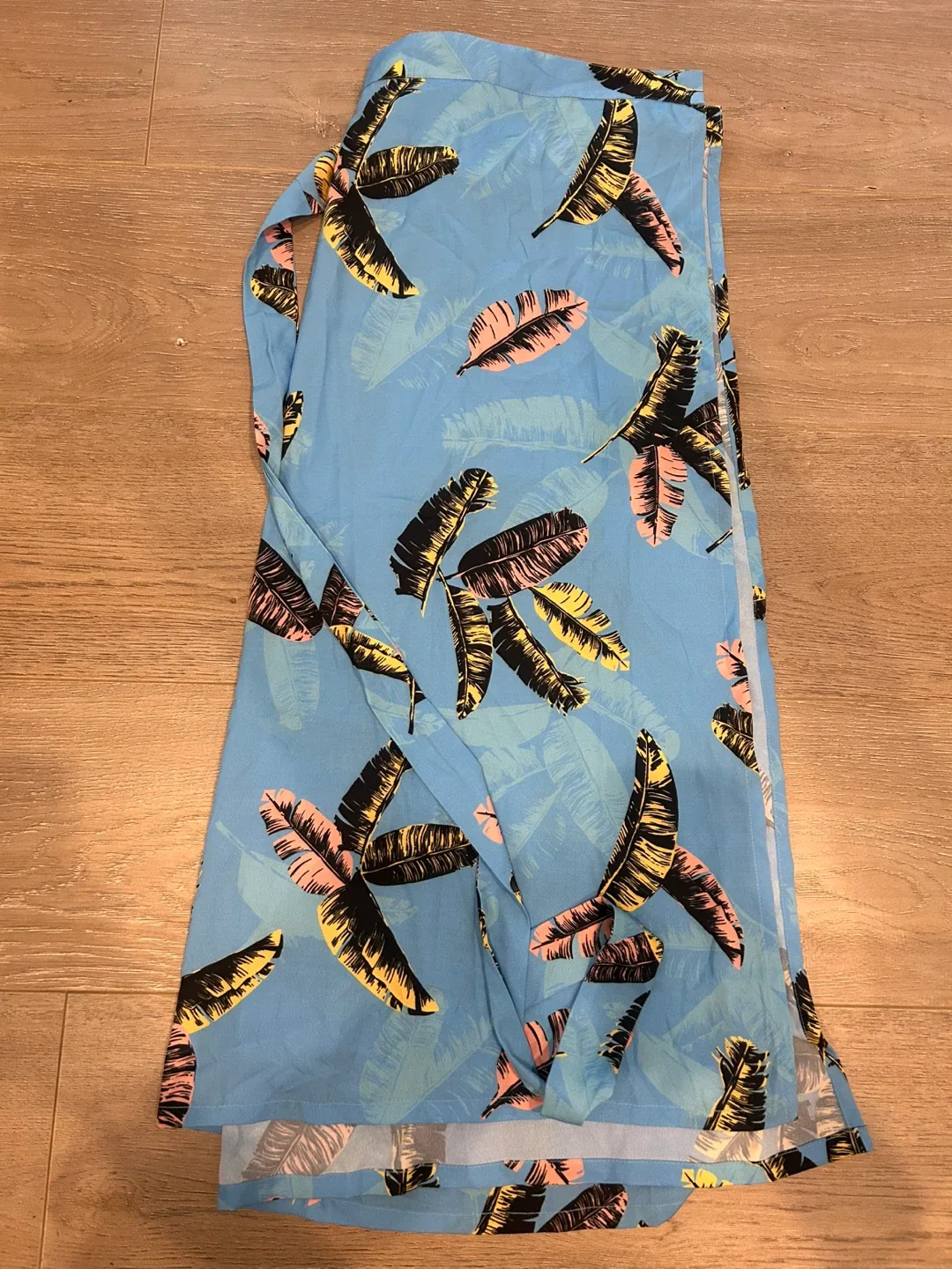 Women’s Wrap skirt thumbnail