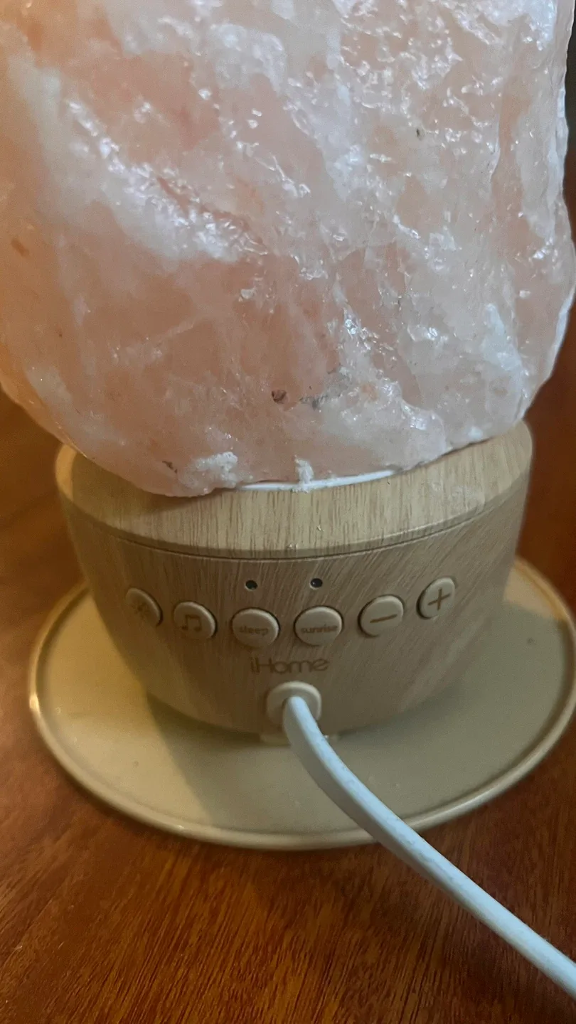 iHome Himalayan Salt Lamp image indicator(3)