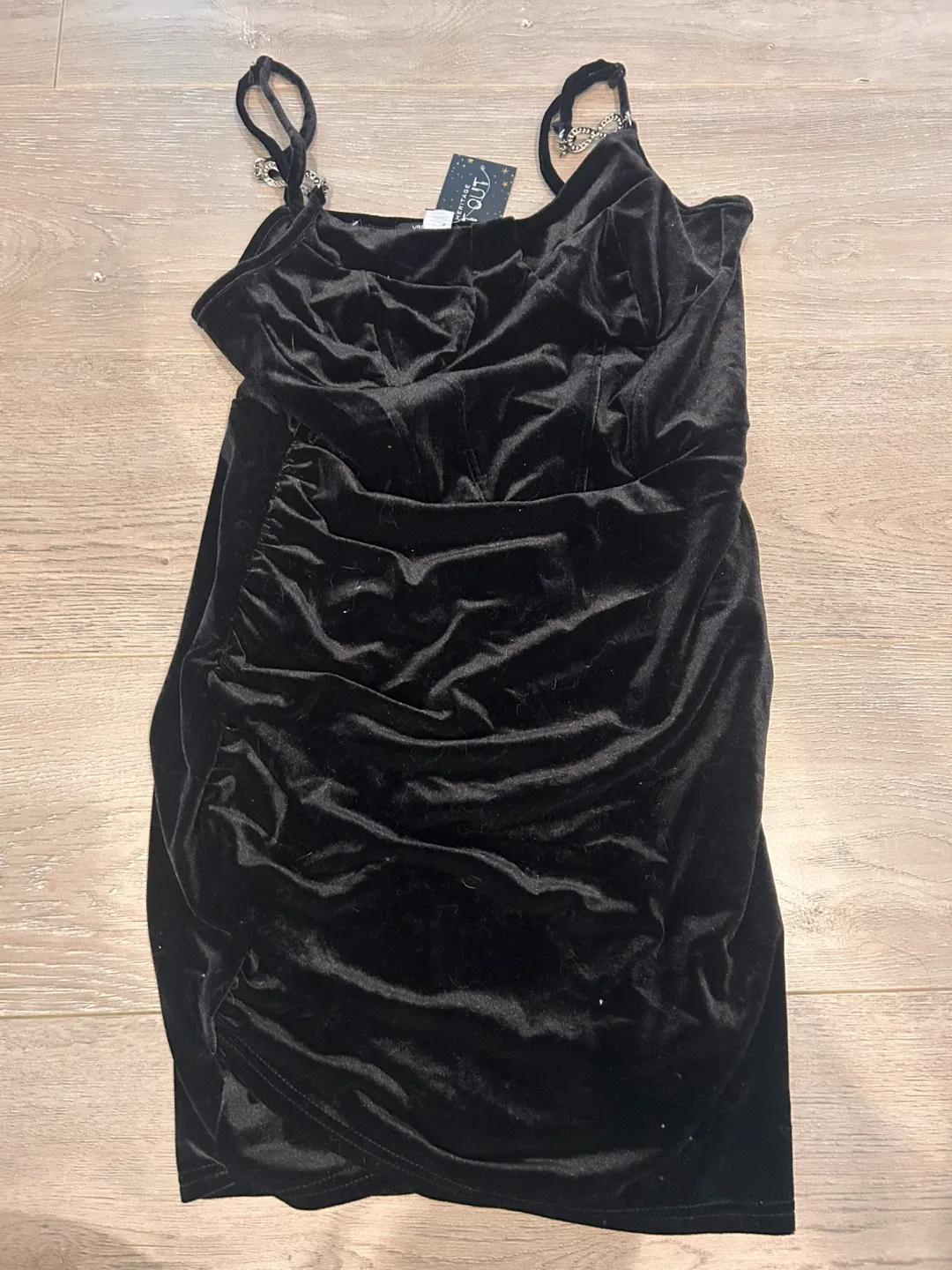 Women’s new dress thumbnail