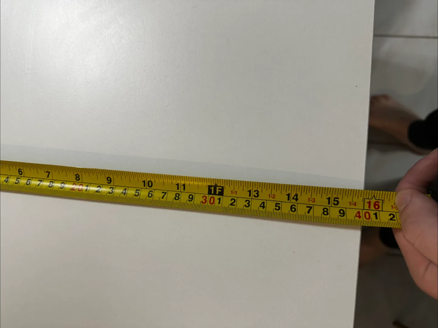 White Desk 30"x16" image indicator(3)