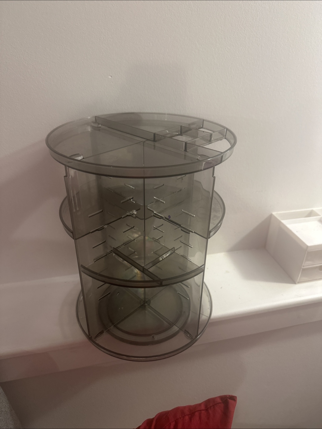 Rotating Makeup Organizer - photo 2