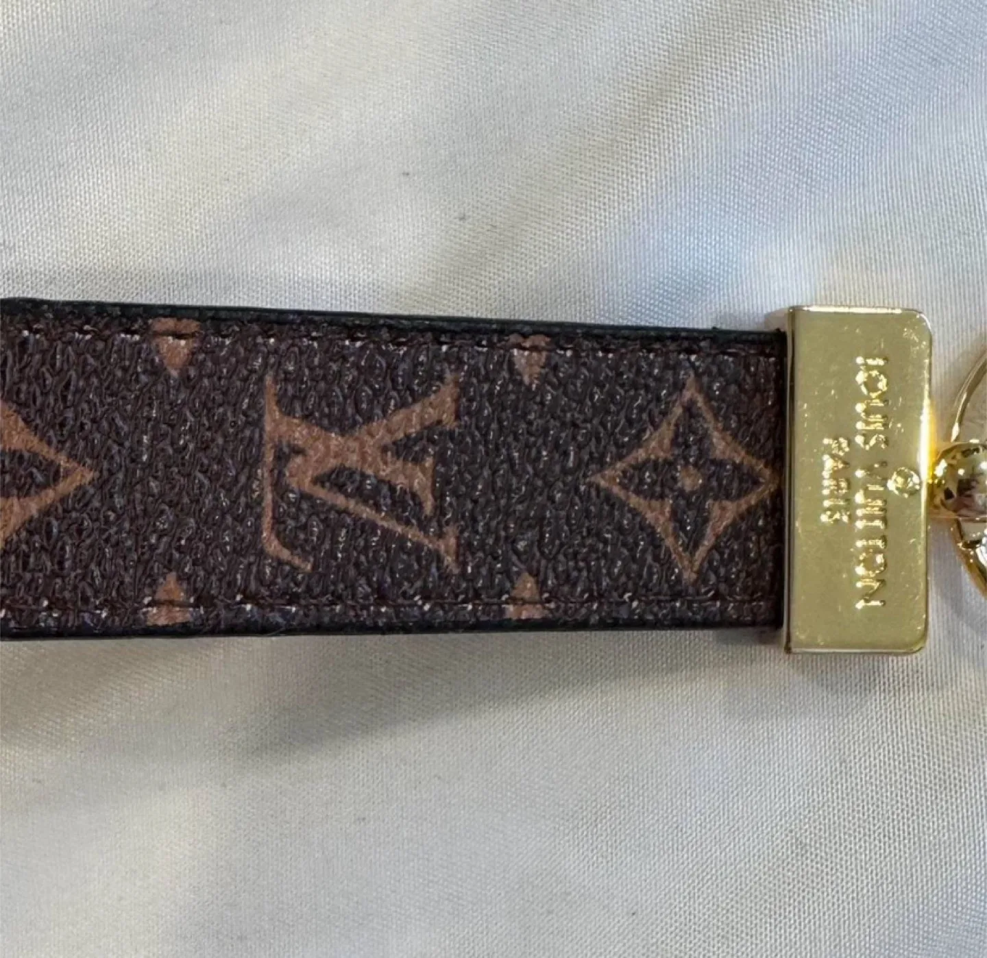 Designer Monogram Key Holder Chain – Brown/Gold image indicator(2)