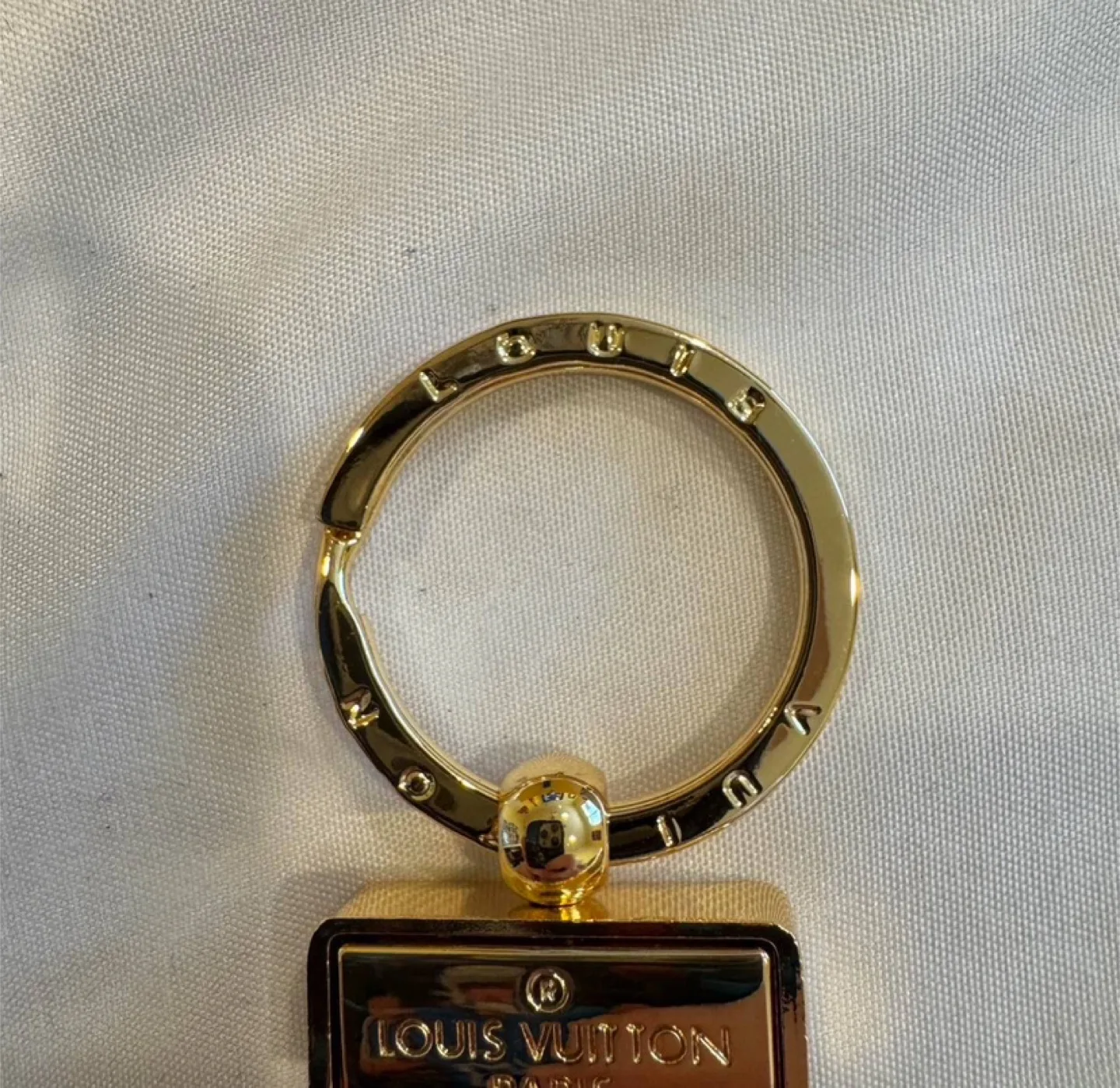 Designer Monogram Key Holder Chain – Brown/Gold image indicator(4)