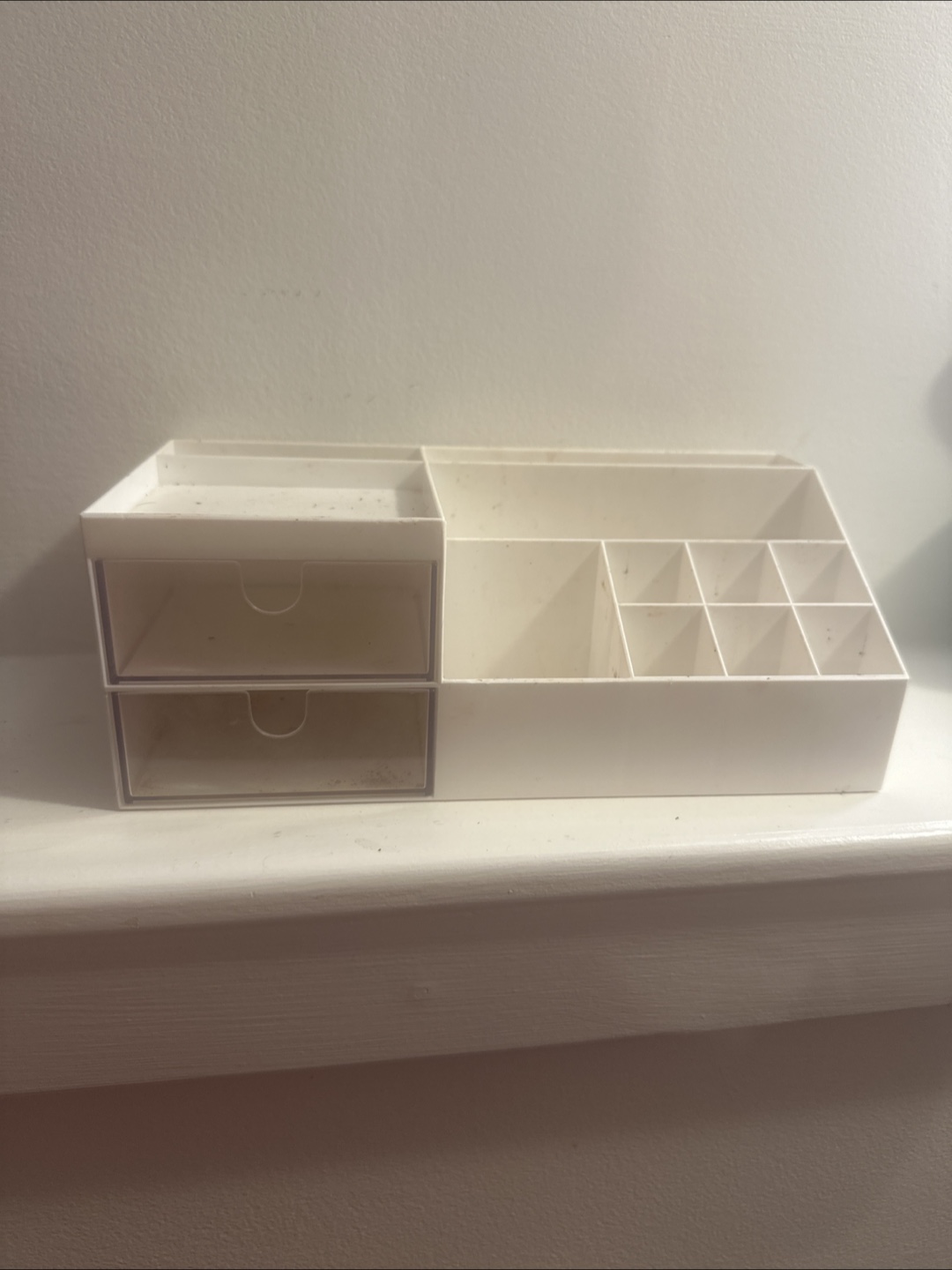 White Makeup Organizer