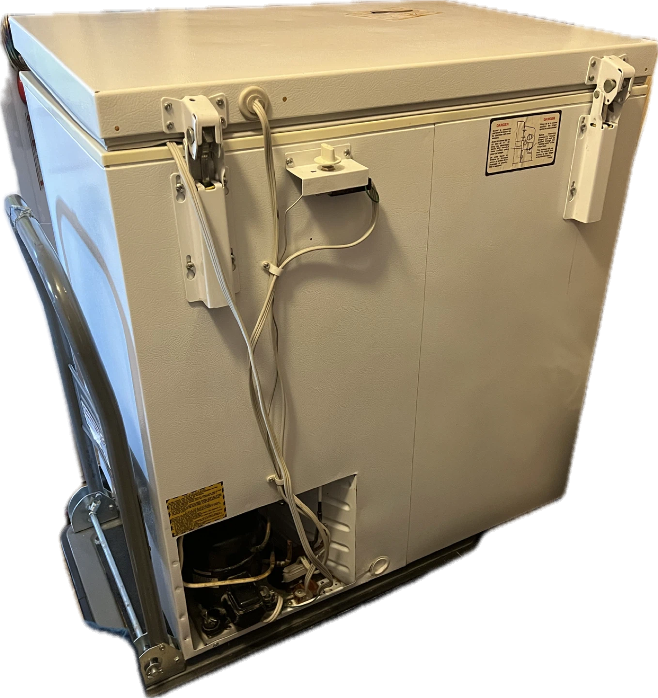 Hotpoint Diamond Series Chest Freezer - photo 3