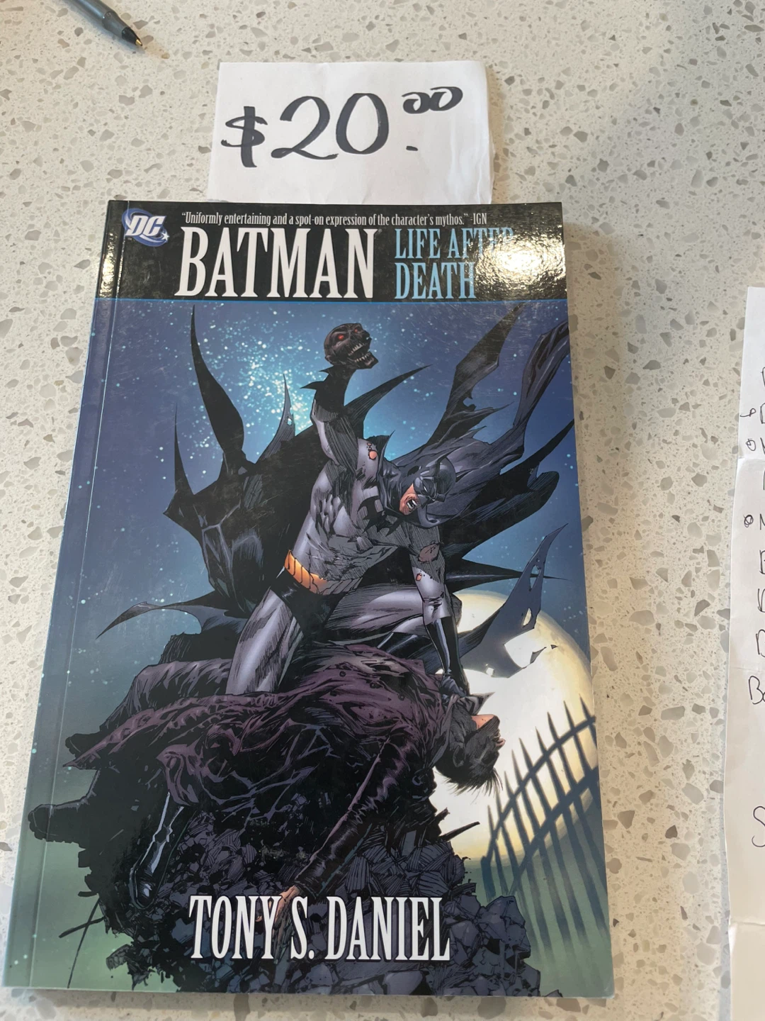 Batman Graphic Novels - The New 52! Series - photo 4