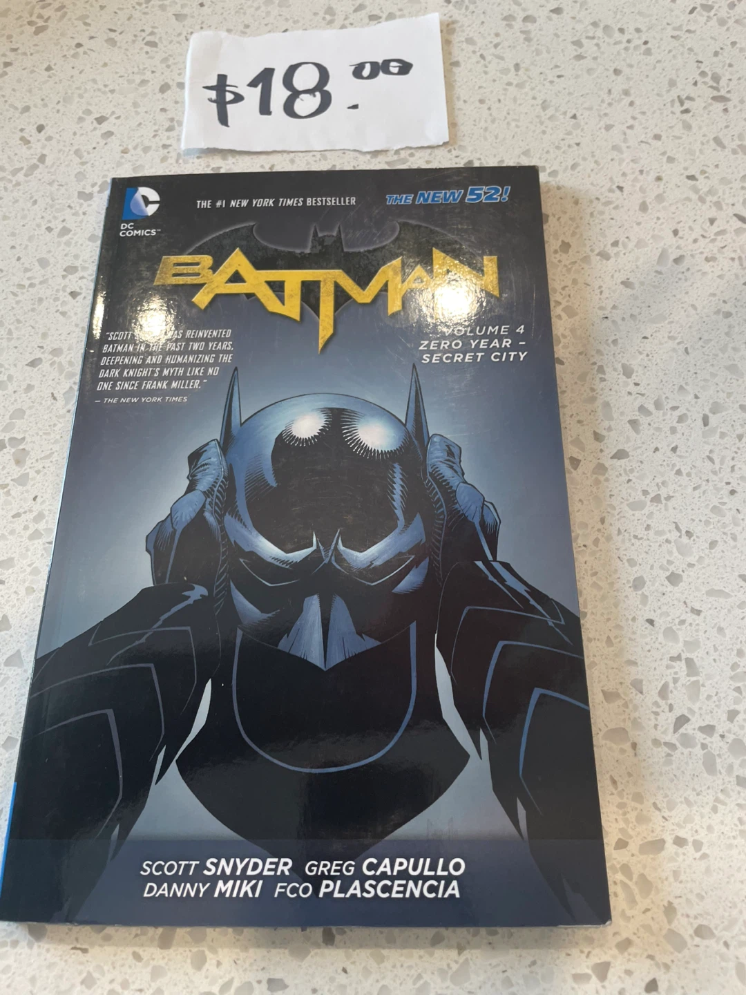 Batman Graphic Novels - The New 52! Series - photo 2