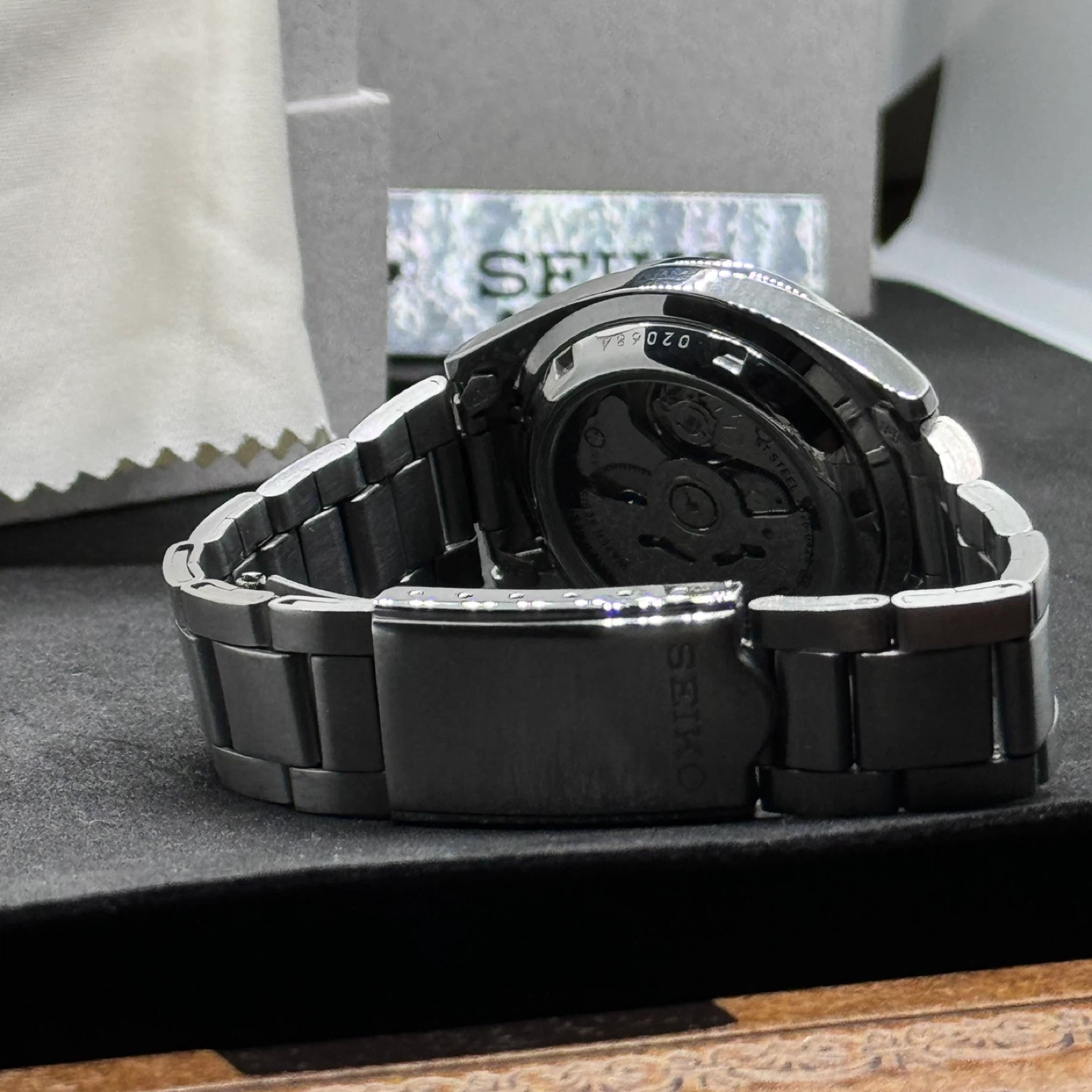 Seiko 5 SNX993K Automatic Watch - Like New! - photo 3