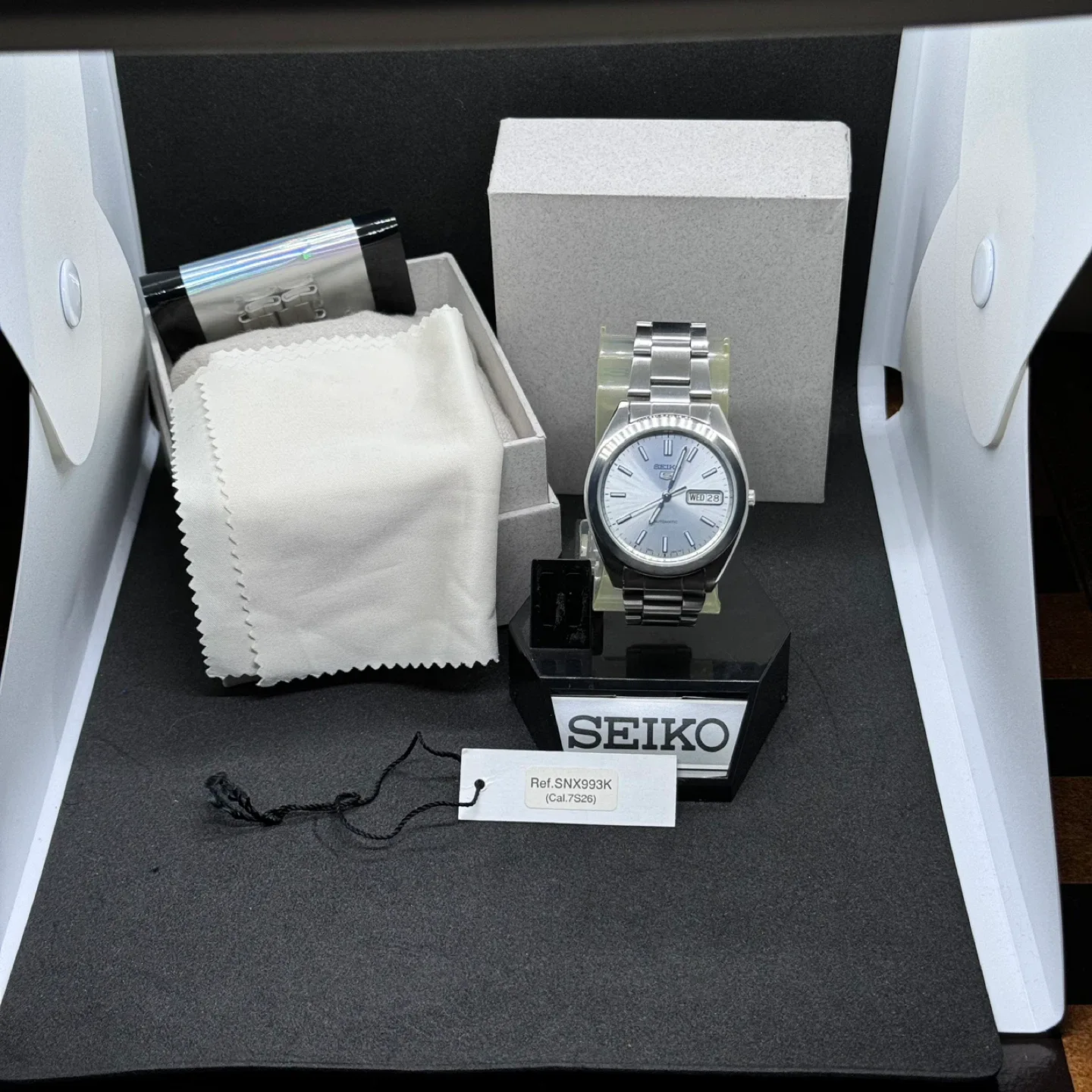 Seiko 5 SNX993K Automatic Watch - Like New! thumbnail