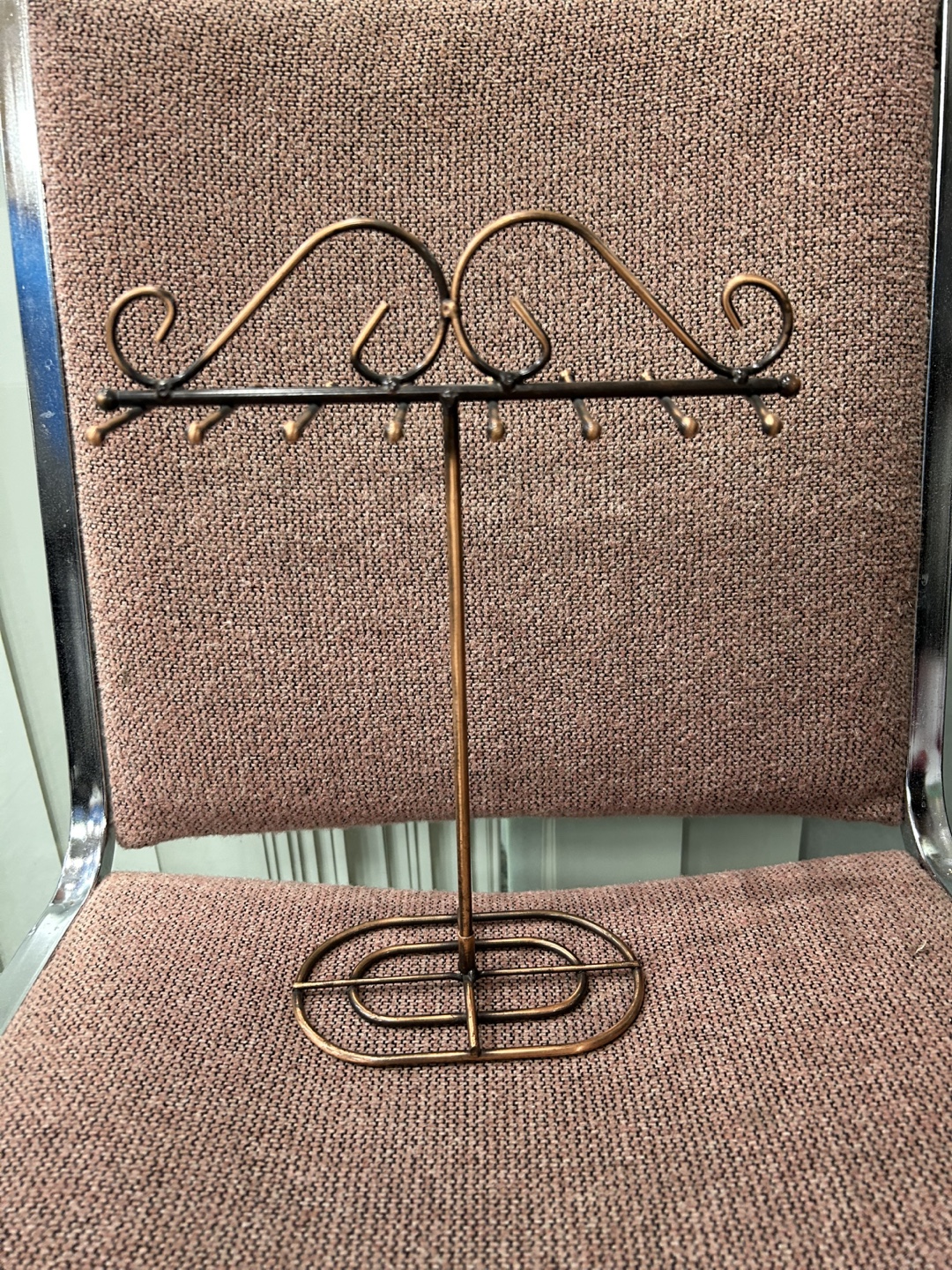 Metal Jewelry Stand
