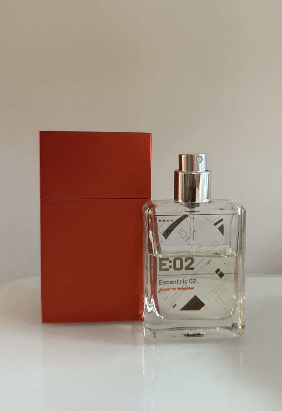 Escentric Molecules Escentric 02 Travel Size in Case 30 ml - photo 2