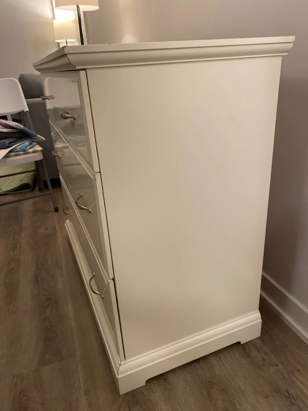 Three-Drawer Dresser - Beige image indicator(5)