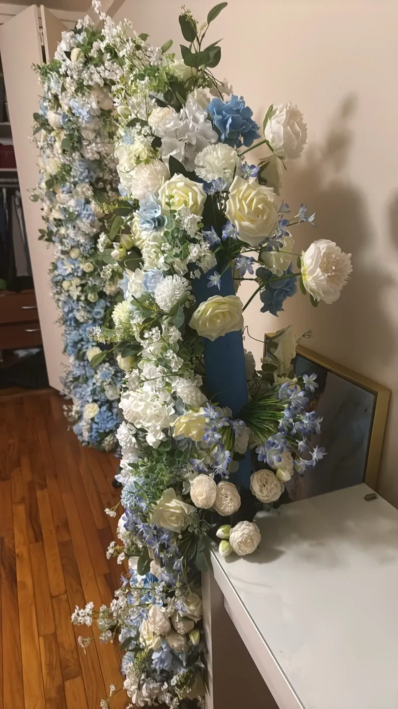 Elegant White & Blue Floral Wedding Arch image indicator(9)