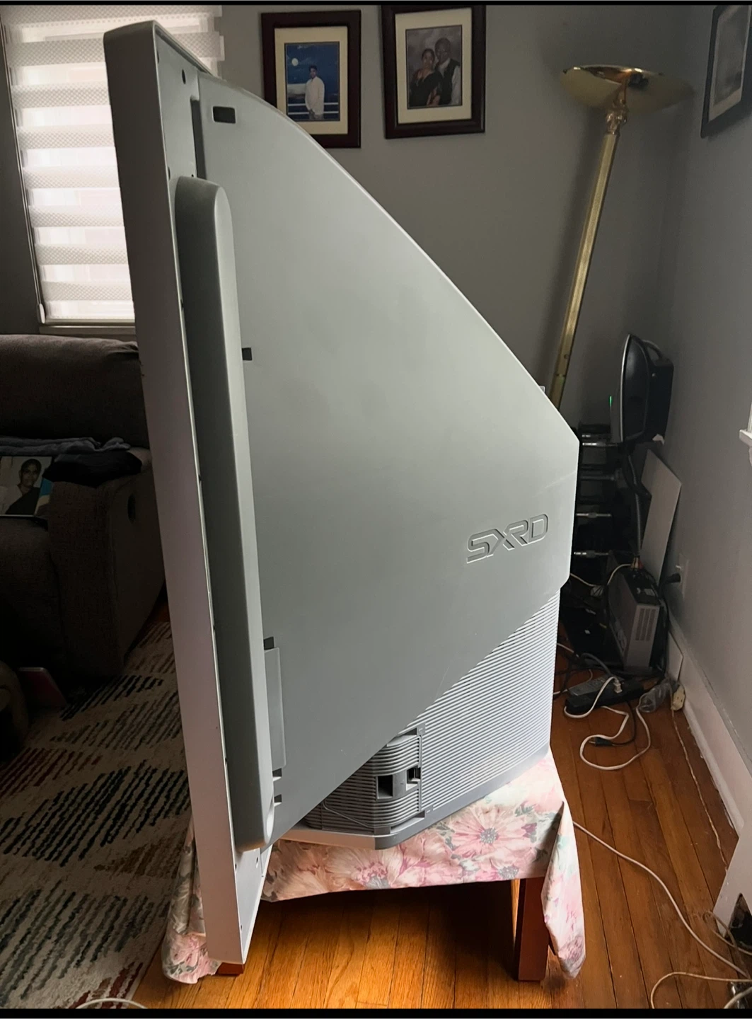 Sony TV 65” free - photo 2
