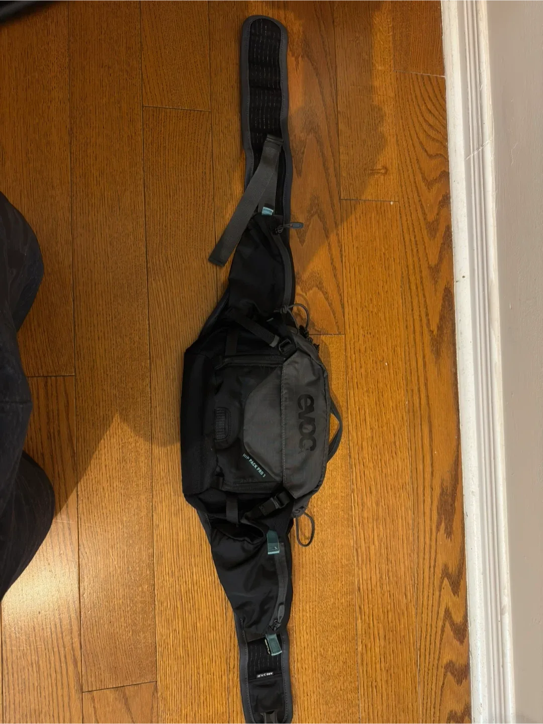 EVOC Hip Pack Pro 3 - Black image indicator(5)