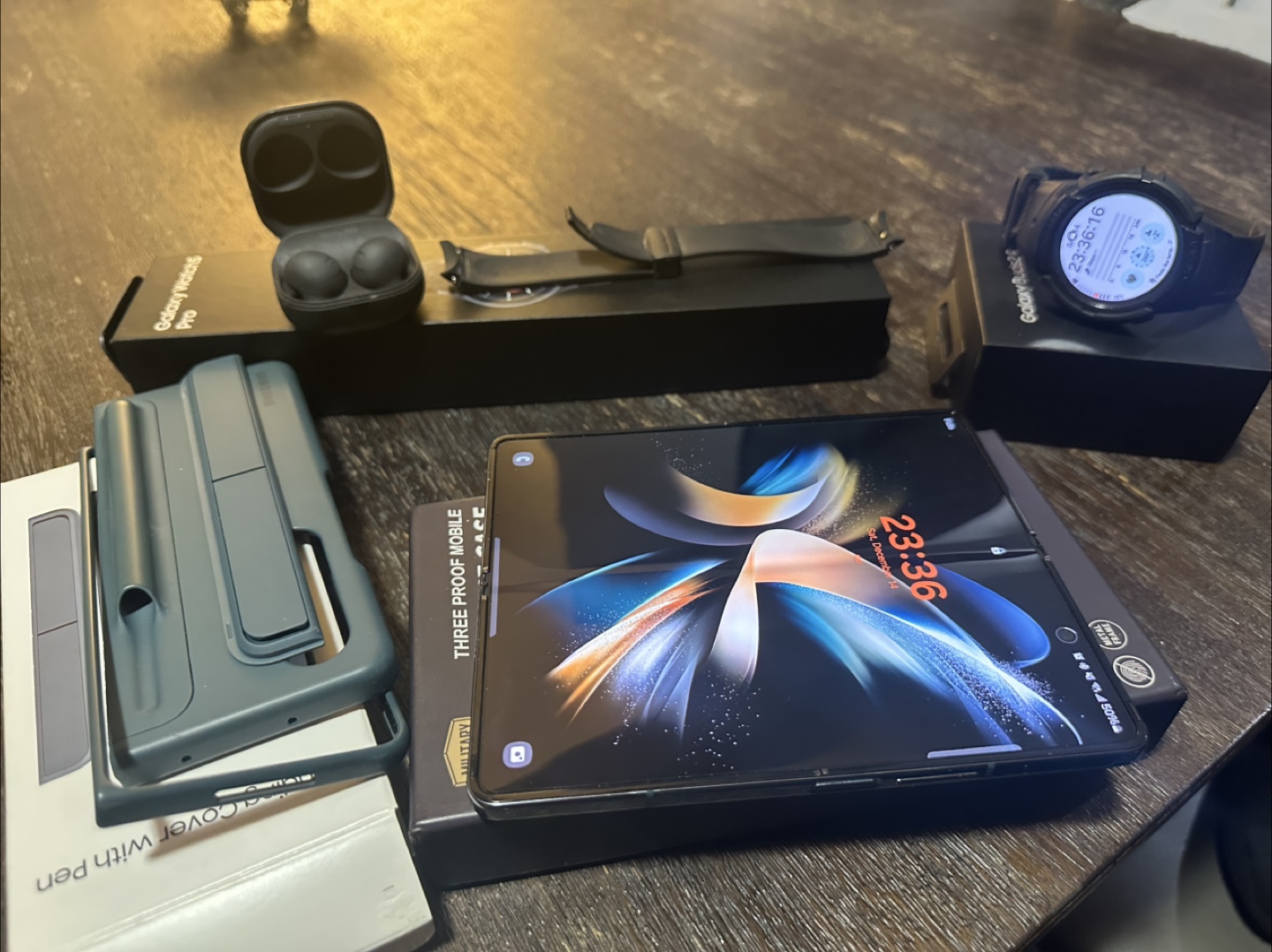Samsung Galaxy Z Fold4 - photo 2