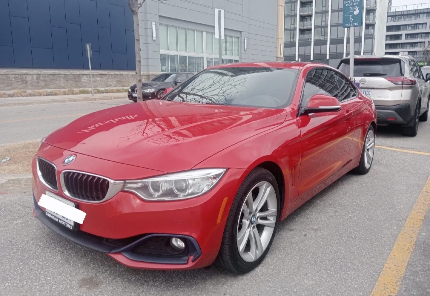 Red BMW 4 Series Coupe thumbnail