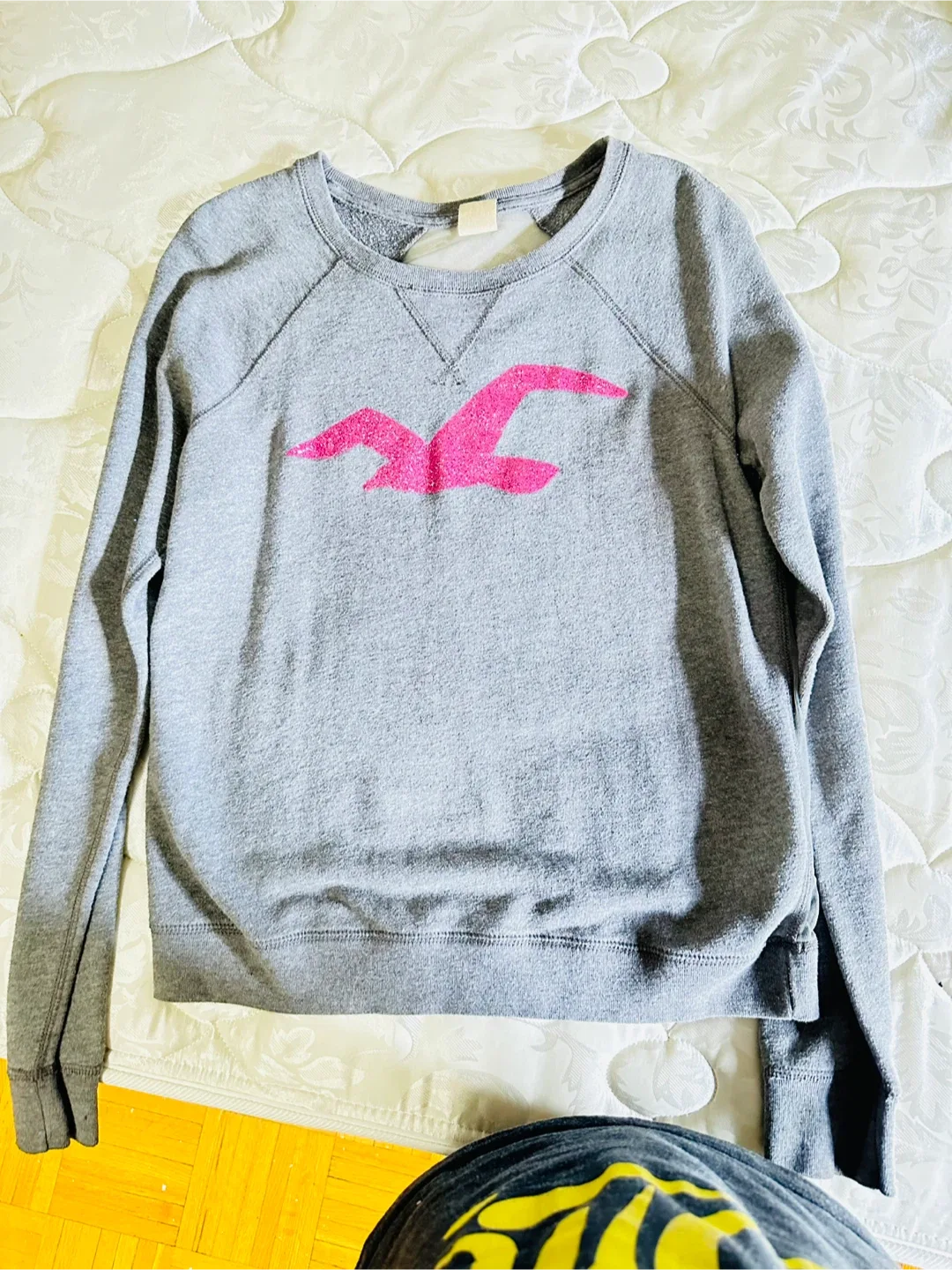 Hollister Grey Sweatshirt image indicator(5)