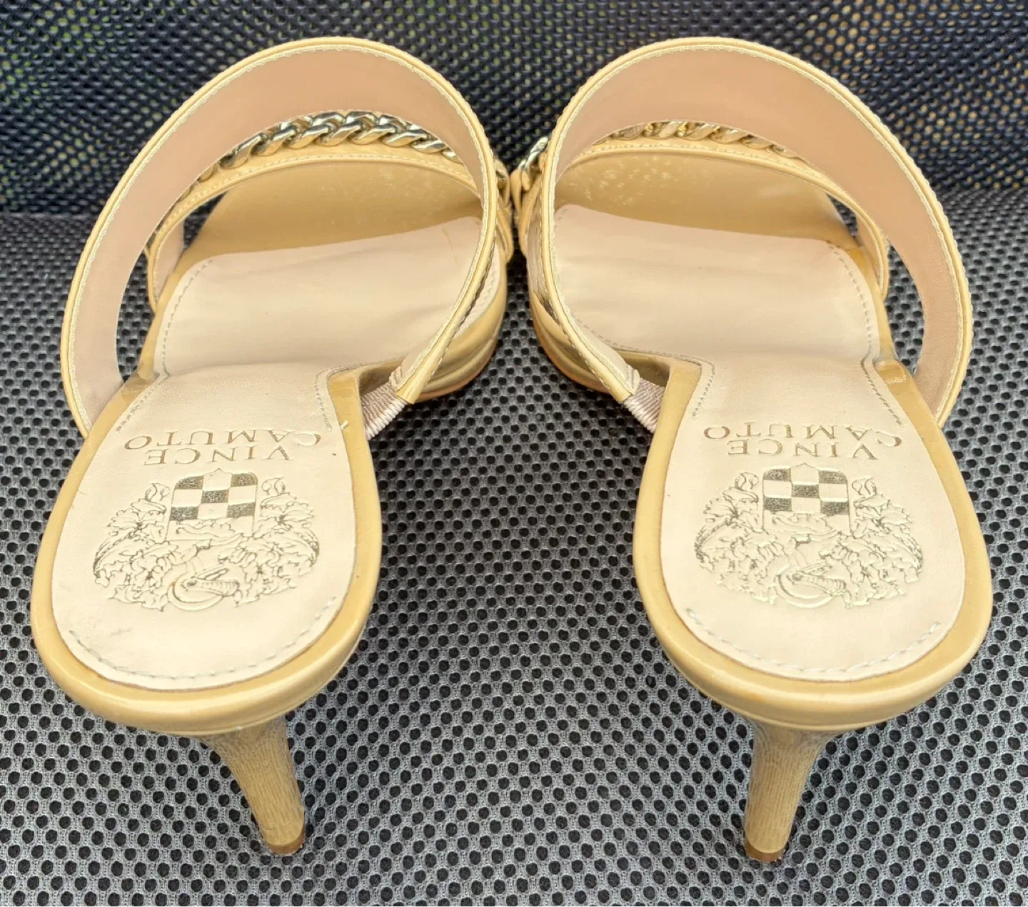 Vince Camuto “Vo-Jamie” Pumps - EUC image indicator(3)