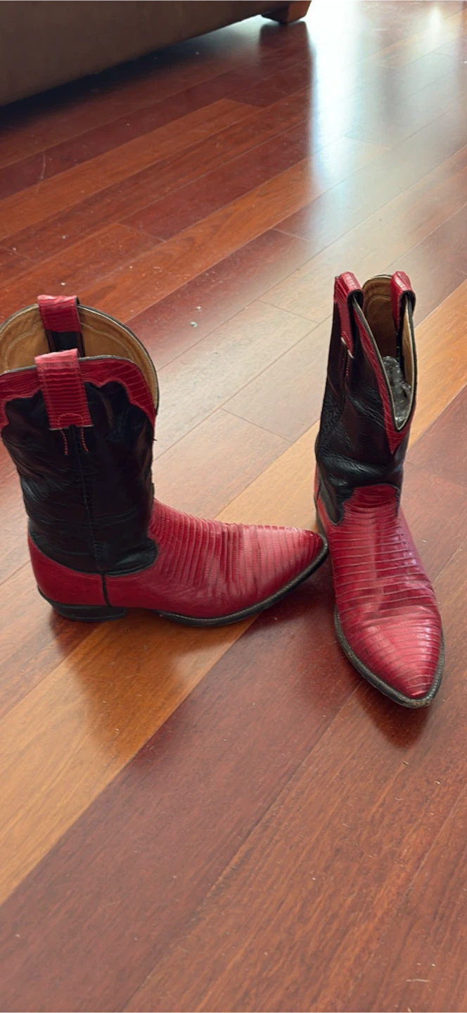 Red Lizard & Black Kangaroo Cowboy Boots