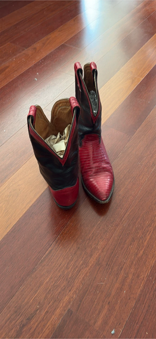 Red Lizard & Black Kangaroo Cowboy Boots - photo 3