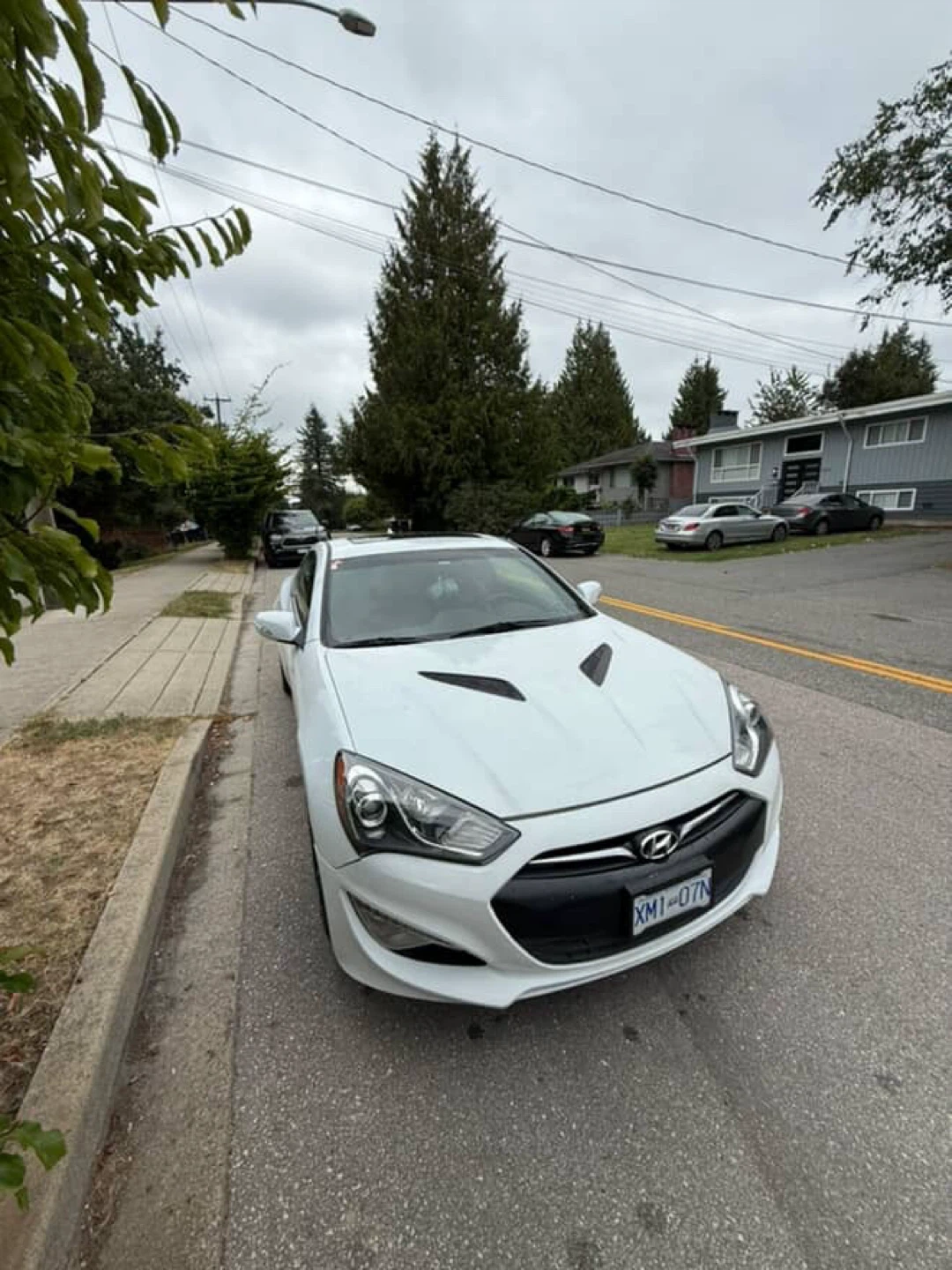 Hyundai genesis coupe - photo 2