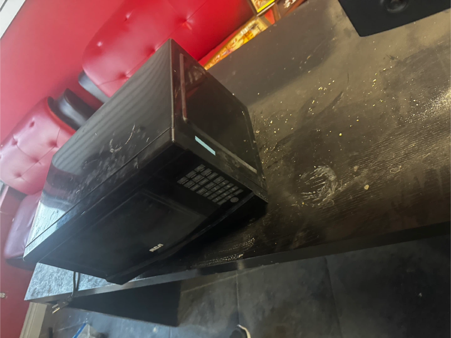 RCA Microwave - Black