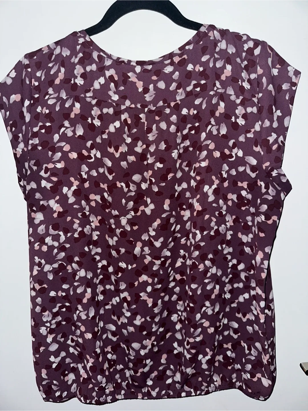 *EUC* Burgundy multi top image indicator(2)